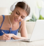 Cùng luyện nghe tiếng Anh qua 4 trang web cực xịn nào bạn ơi