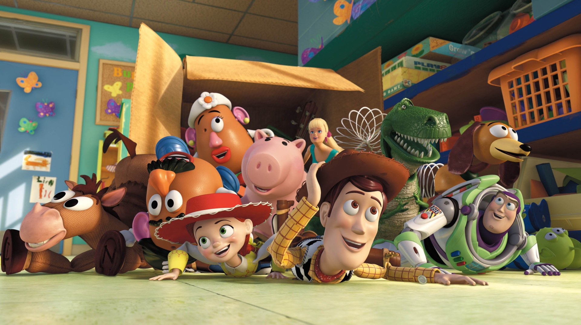 Nhóm đồ chơi trong bộ phim Toy Story đầy vui vẻ khi chơi đùa cùng nhau