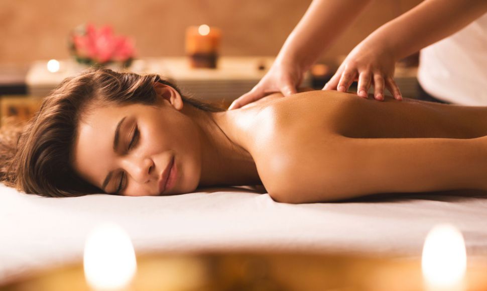 Massage body trong một không gian yên tĩnh sẽ giúp bạn thư giãn rất nhiều